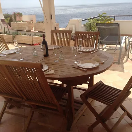 Wavewatch Terrace